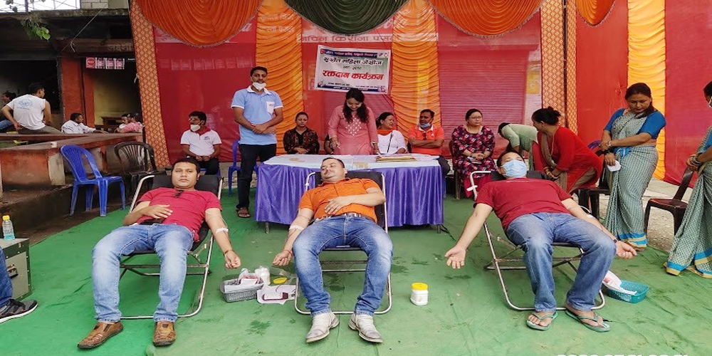   सर्वाधिक रक्तदान गर्ने शाक्य सम्मानित