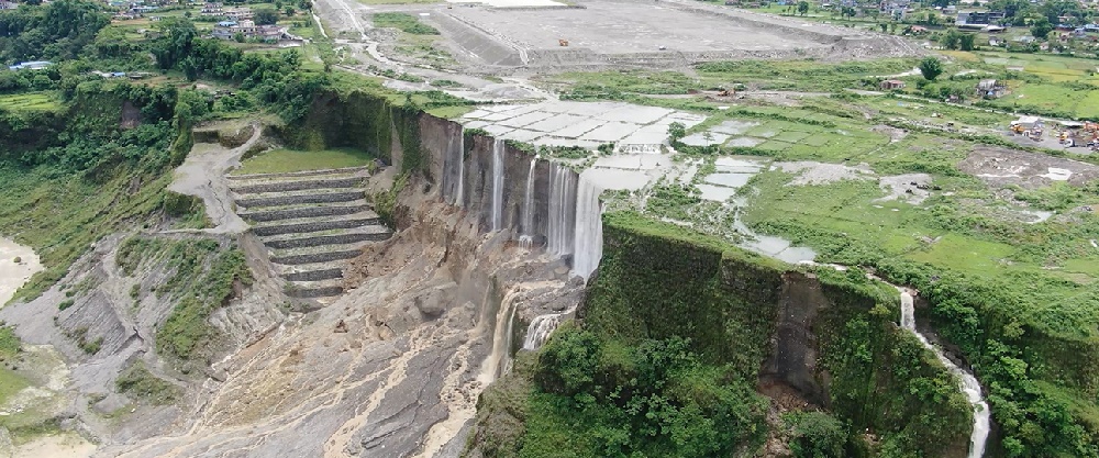 विमानस्थलमा बाढी र पहिरोको समस्या ,हाेला त समाधान?